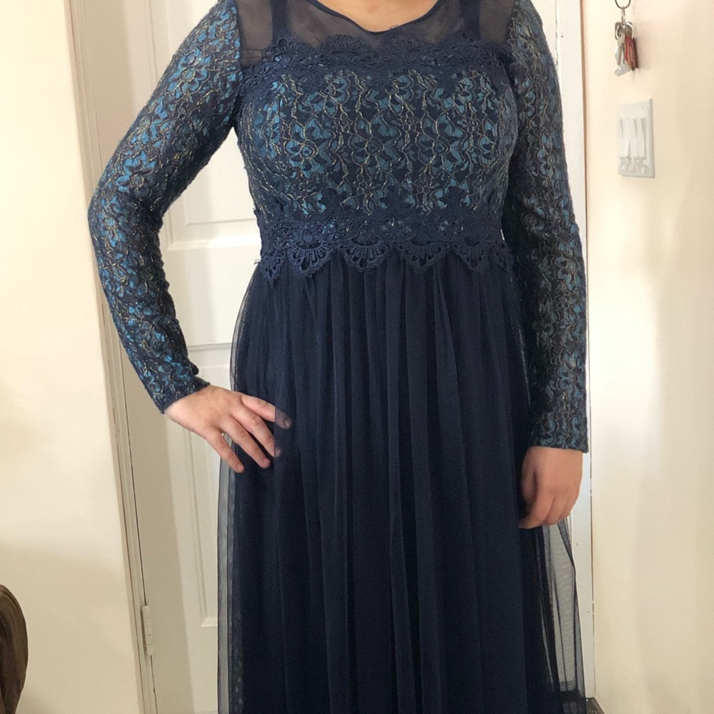 Navy long sleeve maxi dress